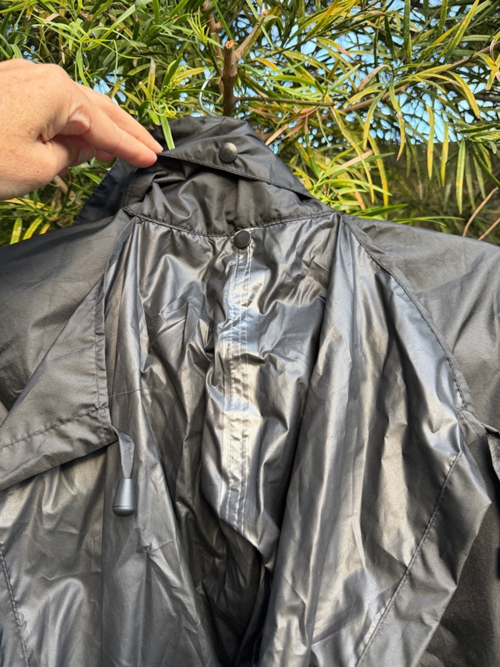 Black Women's Lightweight Rain Coat - Picture 8 of 9